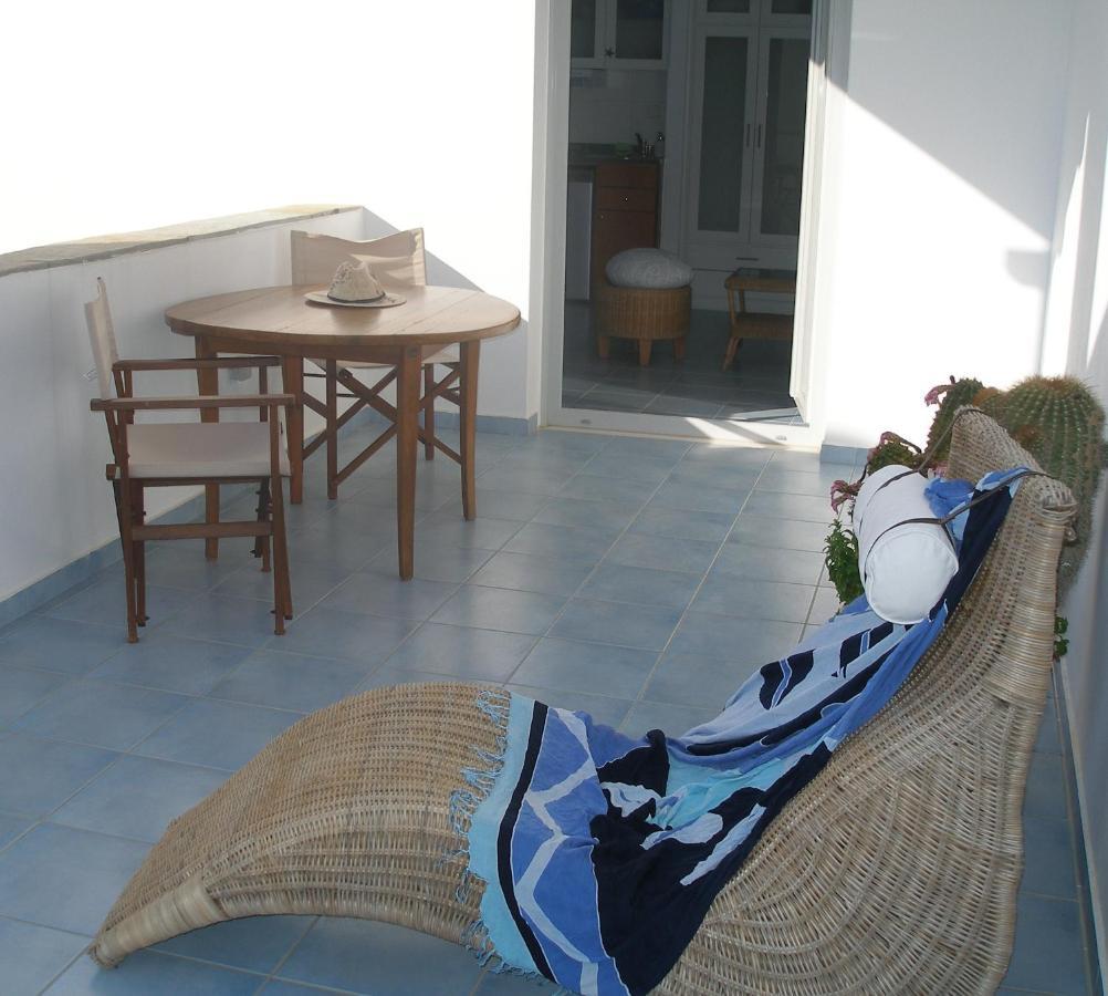Inaxos Studios, Viewing Apollo Temple. Naxos City Zewnętrze zdjęcie